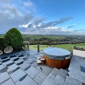 Bank View Next To The Fleece Countryside , Barkisland United Kingdom